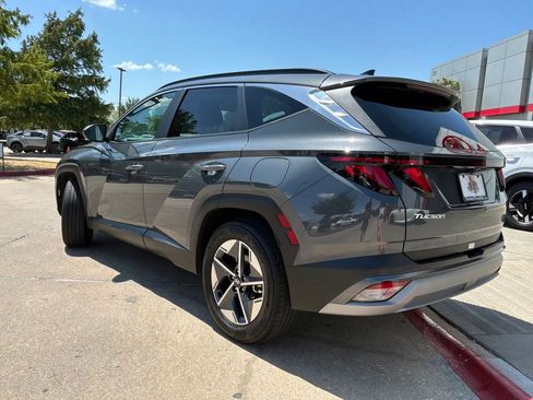 Used 2026 Hyundai Tucson SEL FWD image 8