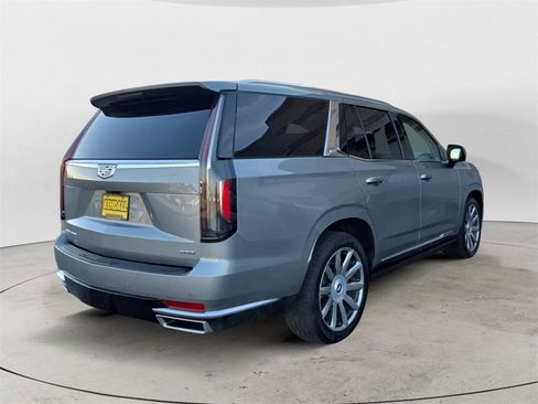 Used 2024 Cadillac Escalade Premium Luxury Platinum image 5