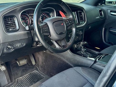 Used 2017 Dodge Charger R/T RWD image 21