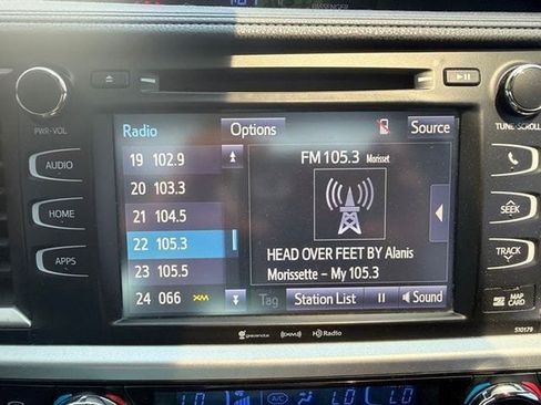 Used 2018 Toyota Highlander SE AWD/4WD image 16