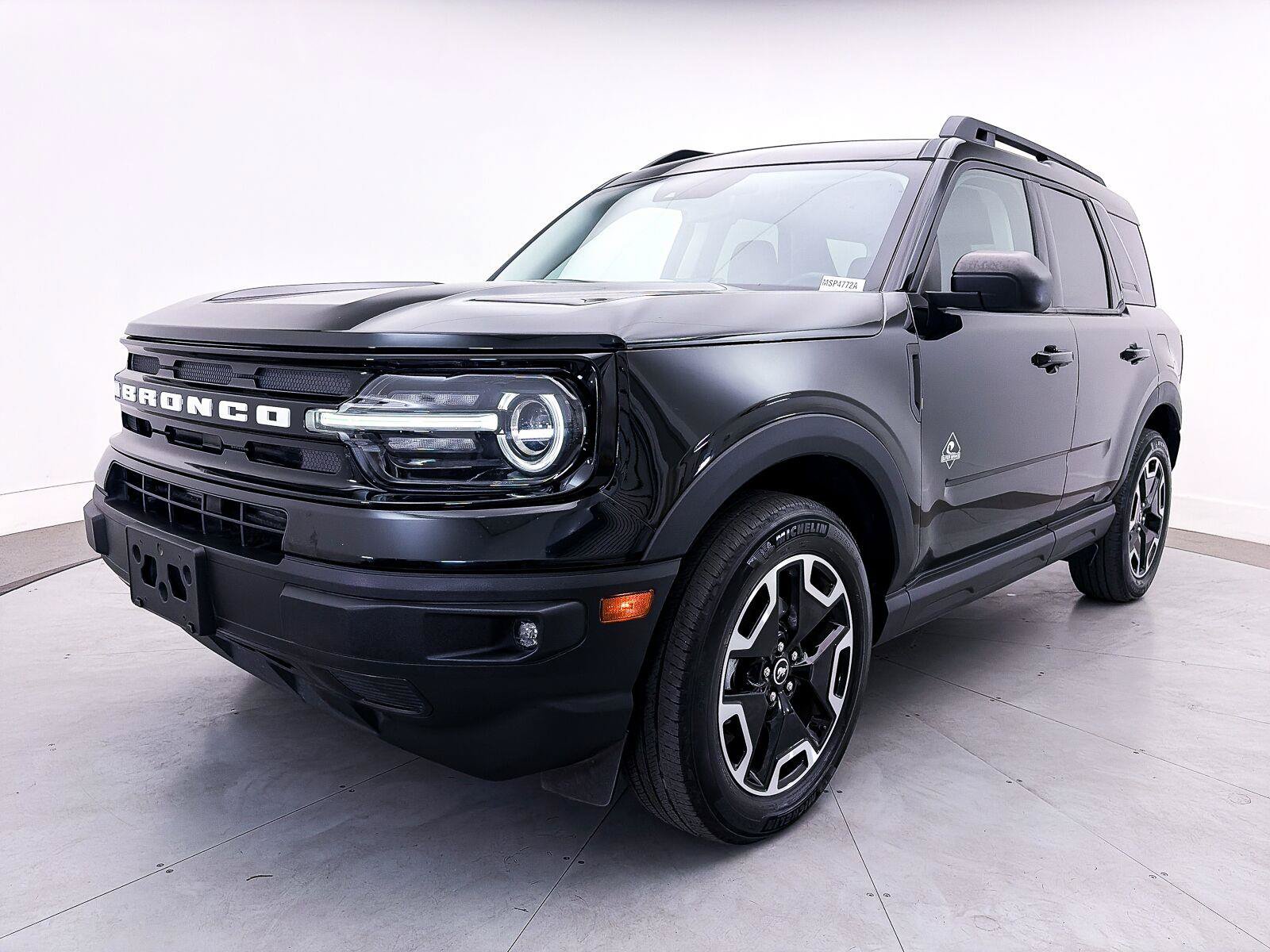 Used 2023 Ford Bronco Sport Outer Banks w/ Tech Package AWD/4WD image 12