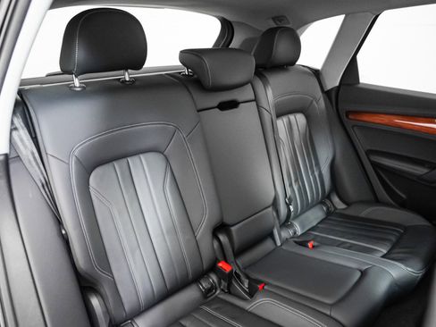 Used 2023 Audi Q5 2.0T Premium Plus w/ Premium Plus Package image 10