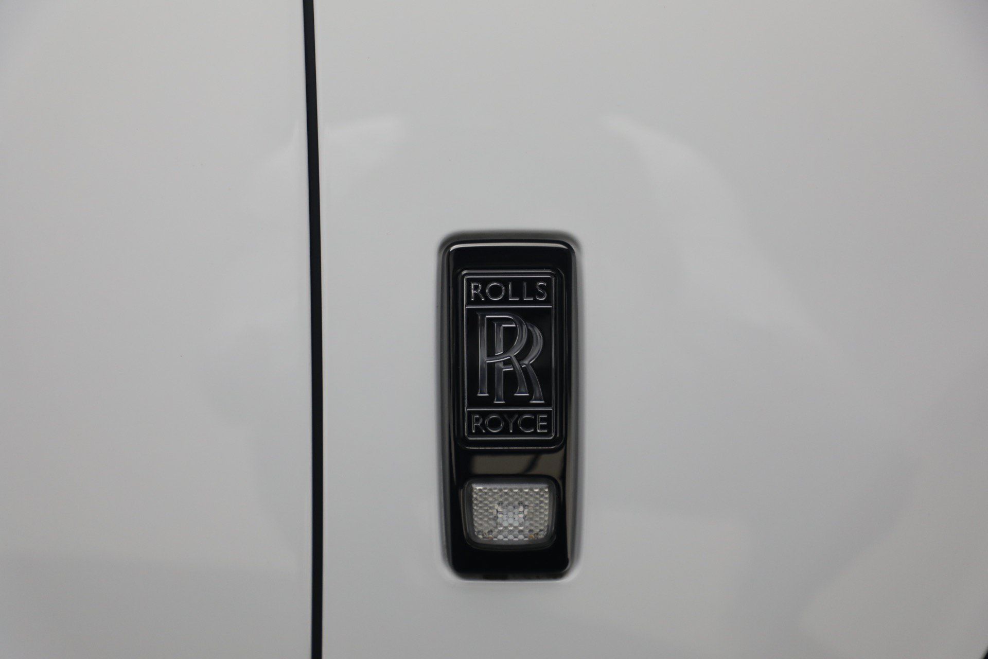 Certified 2020 Rolls-Royce Cullinan Black Badge AWD/4WD image 15