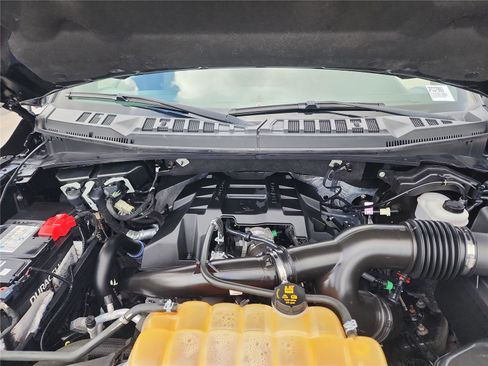 Used 2018 Ford F150 XLT w/ Equipment Group 302A Luxury image 14