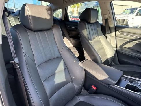 Used 2022 Honda Accord Sport Special Edition image 10