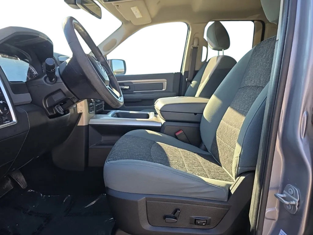 Used 2020 RAM 1500 Warlock w/ Electronics Group AWD/4WD image 15