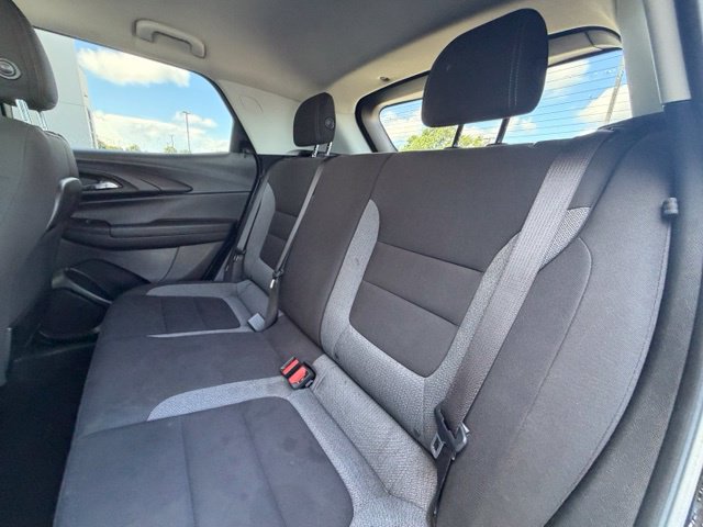 Used 2025 Chevrolet TrailBlazer LT FWD image 27