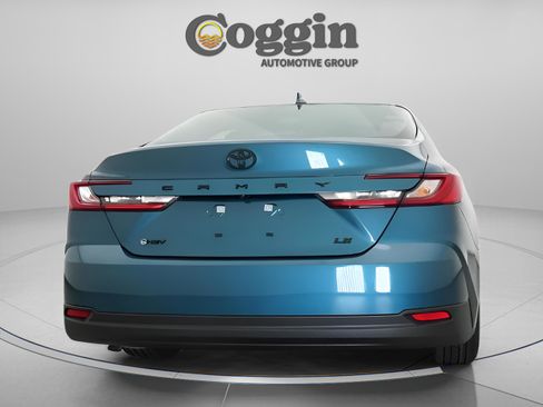 New 2026 Toyota Camry LE image 12