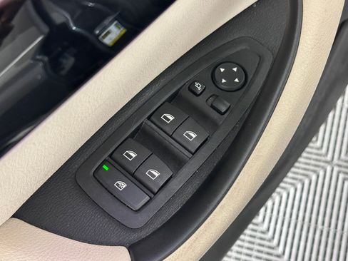 Used 2022 BMW X1 sDrive28i w/ Premium Package image 10