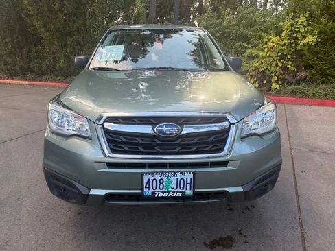 Used 2017 Subaru Forester 2.5i w/ Alloy Wheel Package AWD/4WD image 9