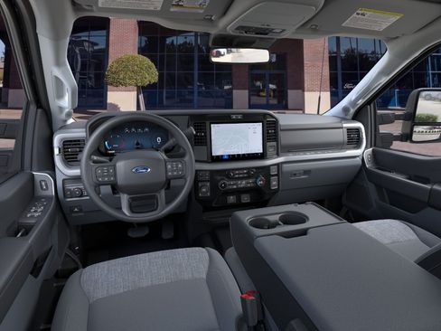 New 2026 Ford F250 XLT w/ XLT Premium Package AWD/4WD image 9