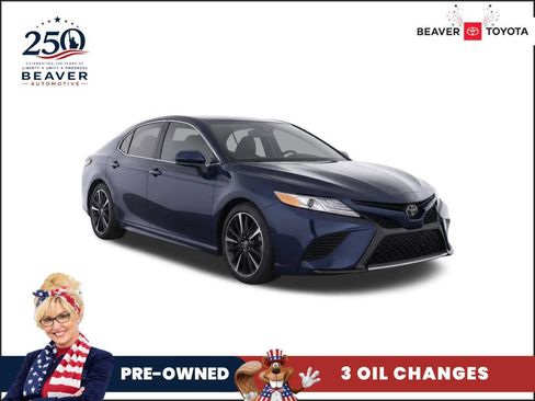 Used 2020 Toyota Camry XSE FWD image 1