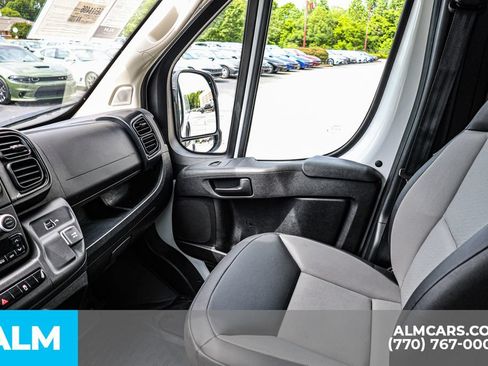 Used 2025 RAM ProMaster 2500 w/ Convenience Group FWD image 45