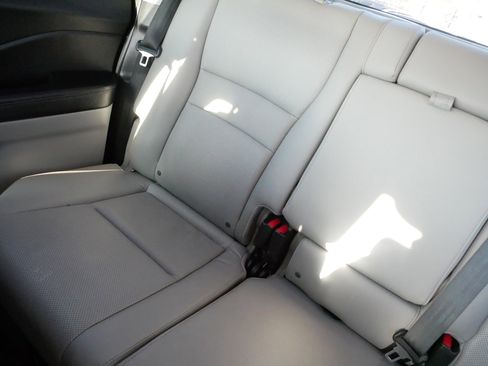 Used 2018 Honda Ridgeline RTL-T image 12