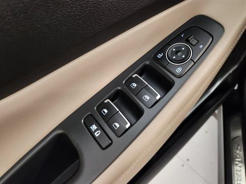 Used 2020 Hyundai Santa Fe Limited FWD image 23
