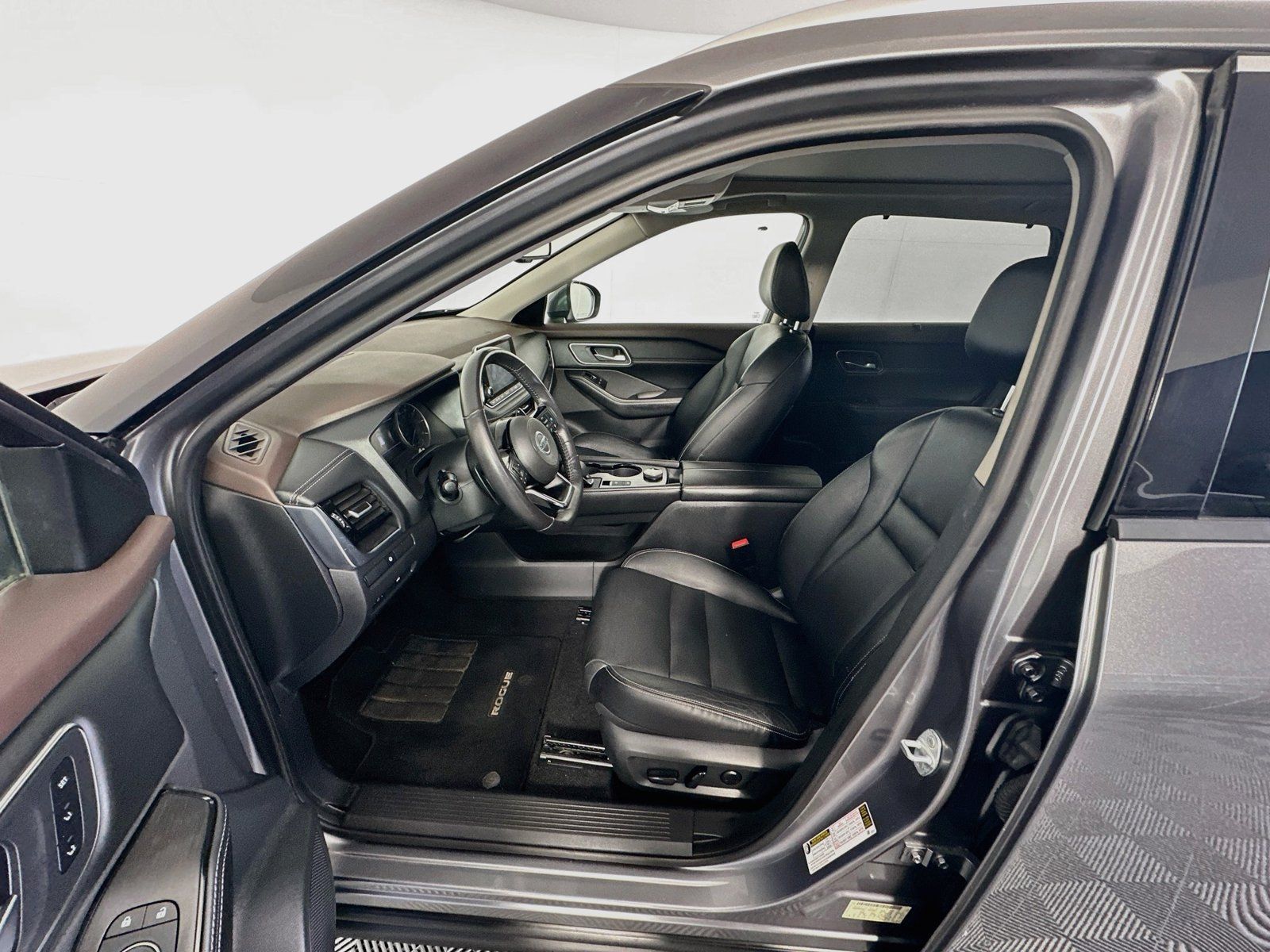 Used 2021 Nissan Rogue SL AWD/4WD image 20
