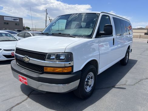 Used 2013 Chevrolet Express 3500 LT w/ LT Preferred Equipment Group RWD image 2