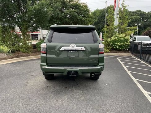 Certified 2022 Toyota 4Runner Limited AWD/4WD image 7
