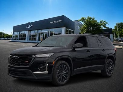 Used 2023 Chevrolet Traverse RS
