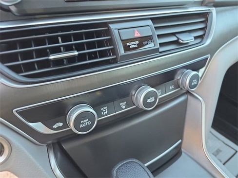 Used 2020 Honda Accord LX image 25