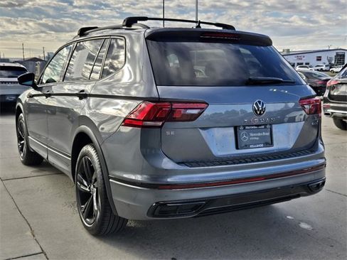 Used 2023 Volkswagen Tiguan SE R-Line image 11
