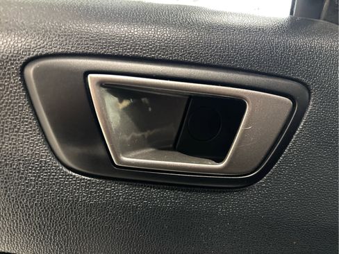 Used 2020 Ford EcoSport SE w/ SE Convenience Package image 38