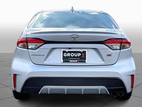 Used 2021 Toyota Corolla SE image 4