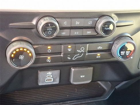 Used 2024 Ford F250 XLT w/ Snow Plow Prep Package image 15