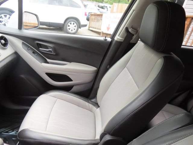 Used 2015 Chevrolet Trax LT w/ LT Plus Package FWD image 22