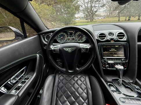 Used 2017 Bentley Continental GT AWD/4WD image 19