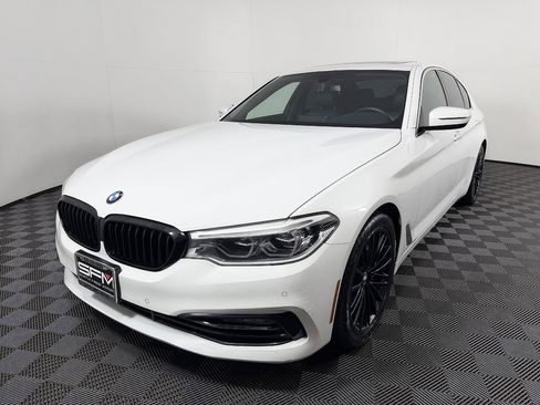 Used 2017 BMW 540i RWD image 3