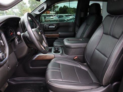 Certified 2021 Chevrolet Silverado 1500 High Country w/ Z71 Off-Road Package image 21