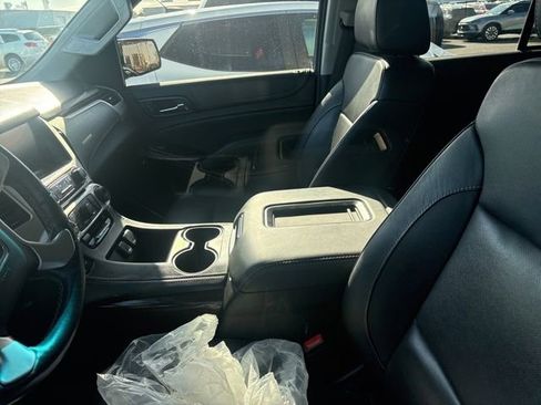 Used 2019 GMC Yukon SLT AWD/4WD image 7