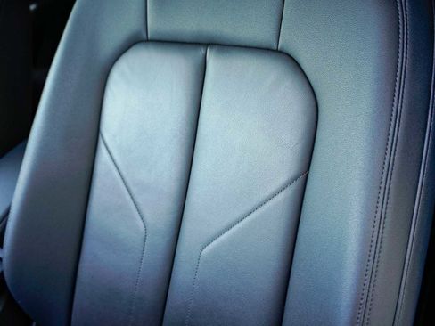 Used 2023 Audi Q3 2.0T Premium Plus w/ Premium Plus Package image 25