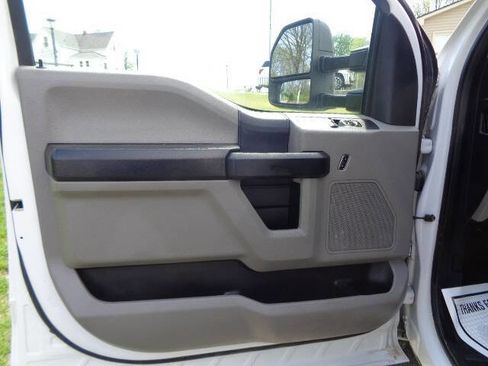 Used 2017 Ford F350 XL w/ Power Equipment Group image 16