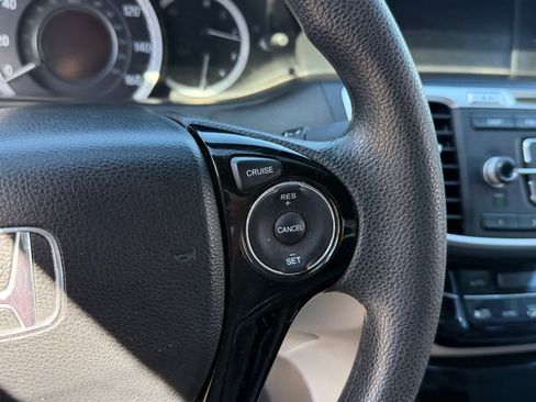 Used 2016 Honda Accord LX image 15