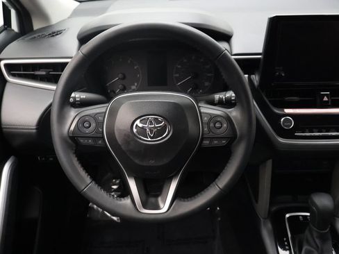 Certified 2024 Toyota Corolla Cross LE FWD image 23