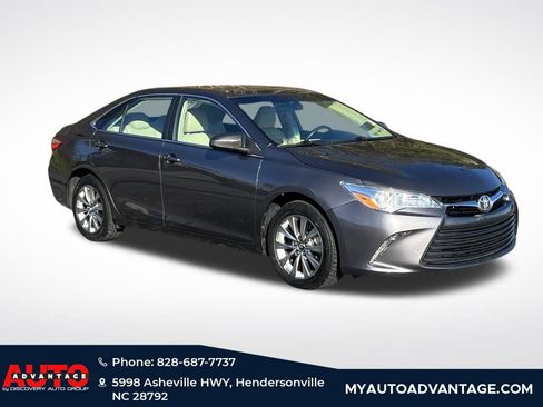 Used 2016 Toyota Camry XLE image 1