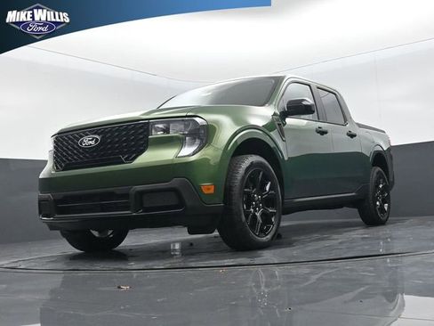 New 2025 Ford Maverick XLT w/ Black Appearance Package image 23