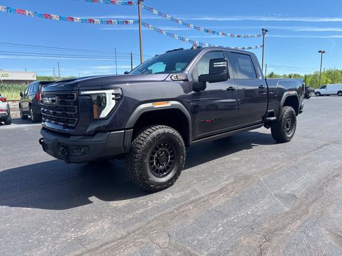 New 2026 GMC Sierra 2500 AT4X w/ AT4X AEV Edition AWD/4WD image 8