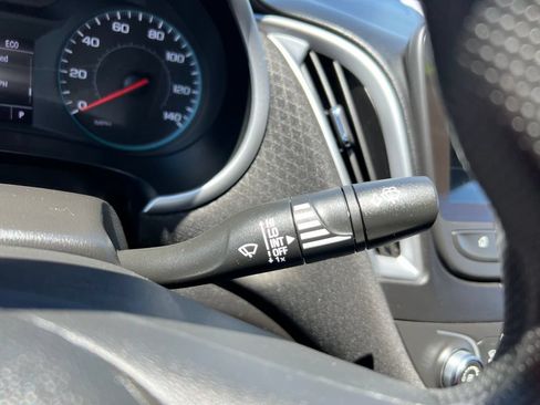 Used 2024 Chevrolet Malibu LS FWD image 23
