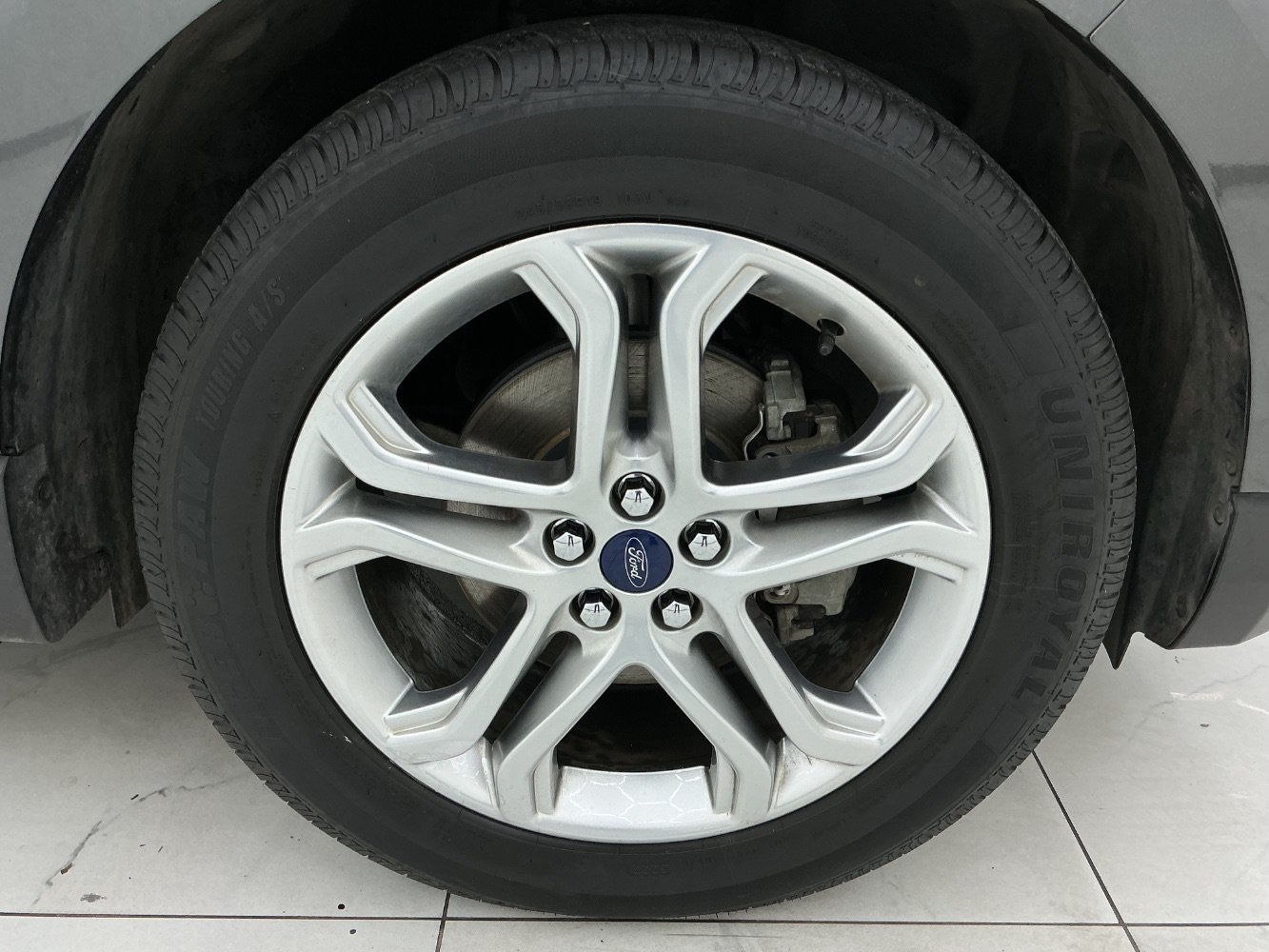 Used 2018 Ford Edge Titanium w/ Technology Package FWD image 49