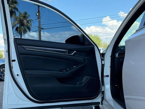 Used 2018 Honda Accord Sport image 50