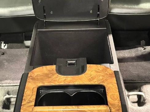 Used 2021 Nissan Armada SL w/ Captain's Chairs Package image 36