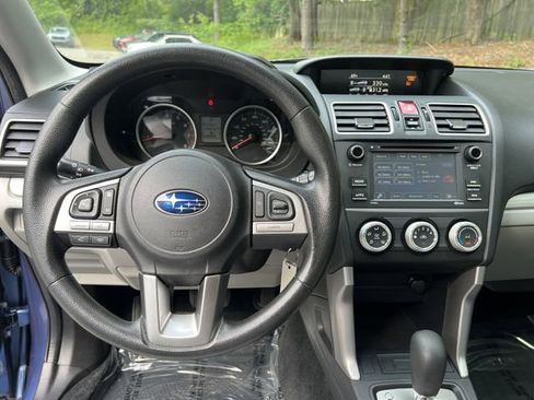 Used 2017 Subaru Forester 2.5i w/ Alloy Wheel Package AWD/4WD image 11