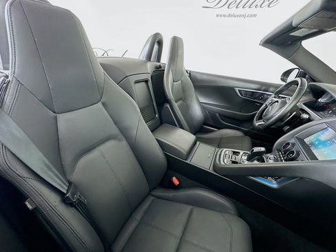 Used 2024 Jaguar F-TYPE R-Dynamic RWD image 24