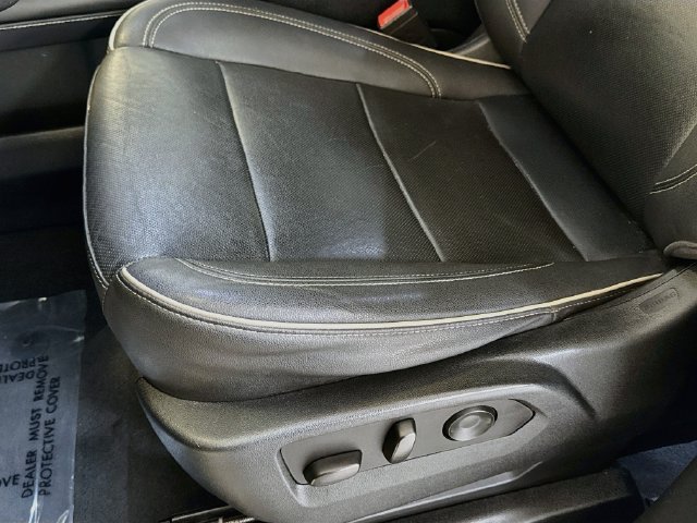 Used 2023 Chevrolet Tahoe Premier AWD/4WD image 19
