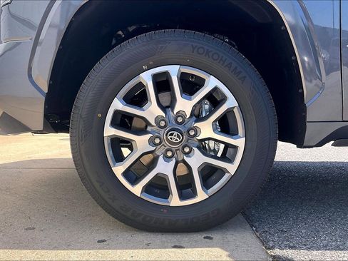 New 2026 Toyota Tundra 1794 Edition AWD/4WD image 15