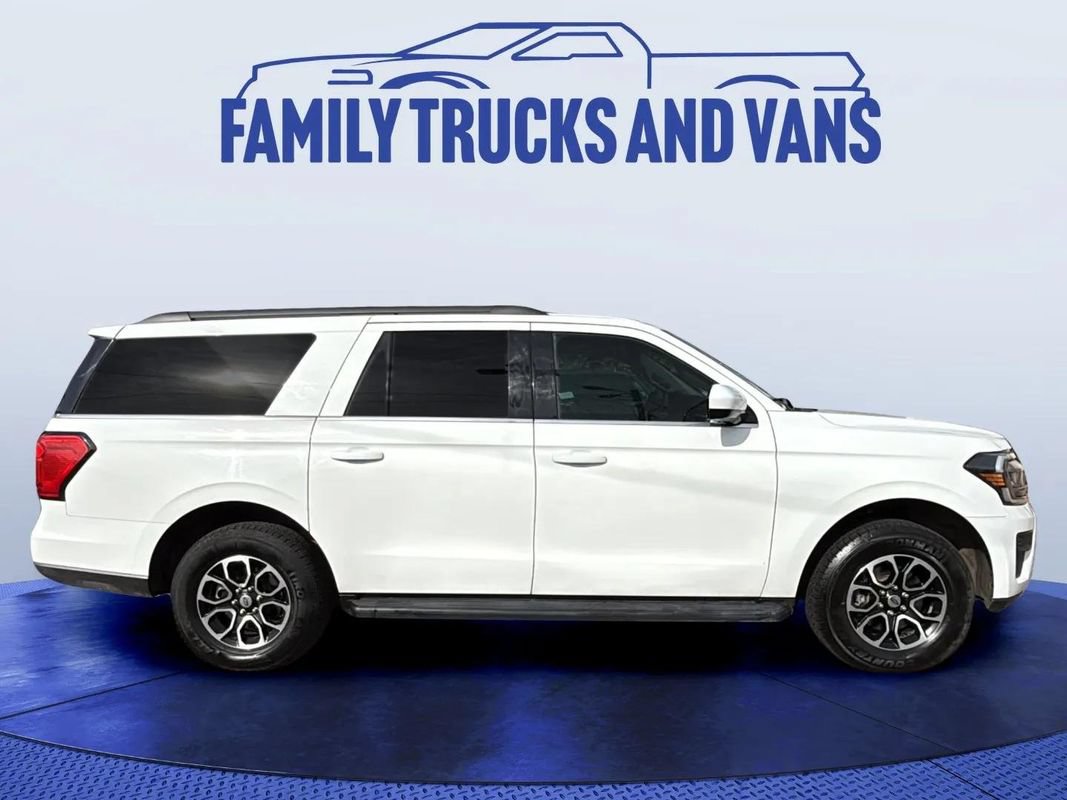 Used 2024 Ford Expedition Max XLT AWD/4WD image 6