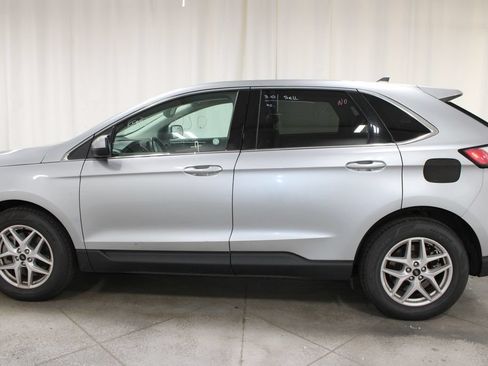 Used 2024 Ford Edge SEL AWD/4WD image 6